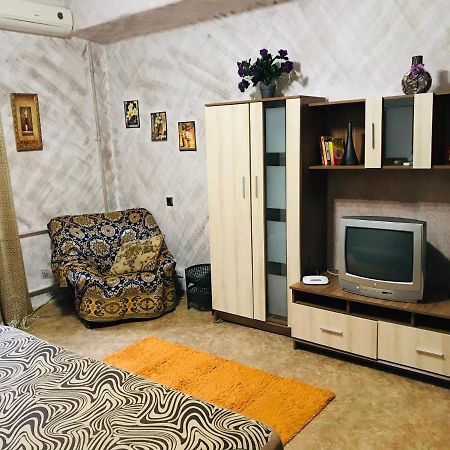 1 Room Apartment Odessa Exterior foto